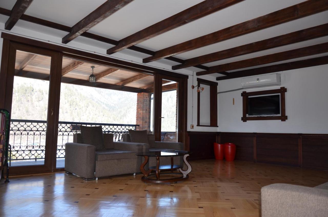 Hotel Borjomi Sichi Exteriér fotografie